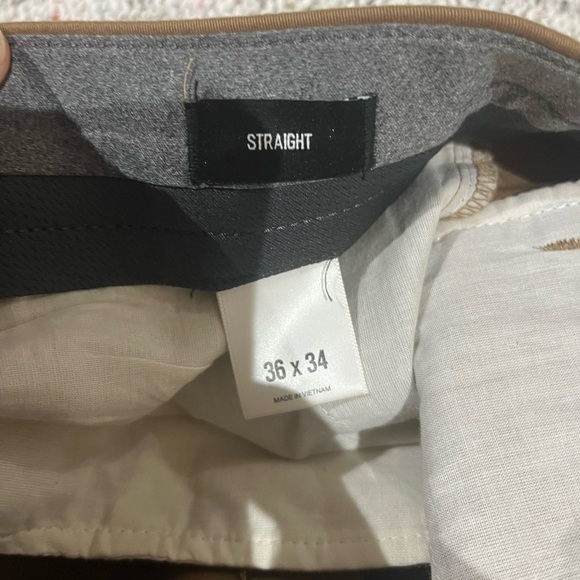 EXPRESS Tan Hyper Stretch Temperature Control Straight Leg Chino’s Sz 36/34 - Picture 5 of 9